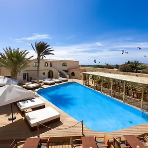 https://playa-sur-tenerife.adeje-hotels.com